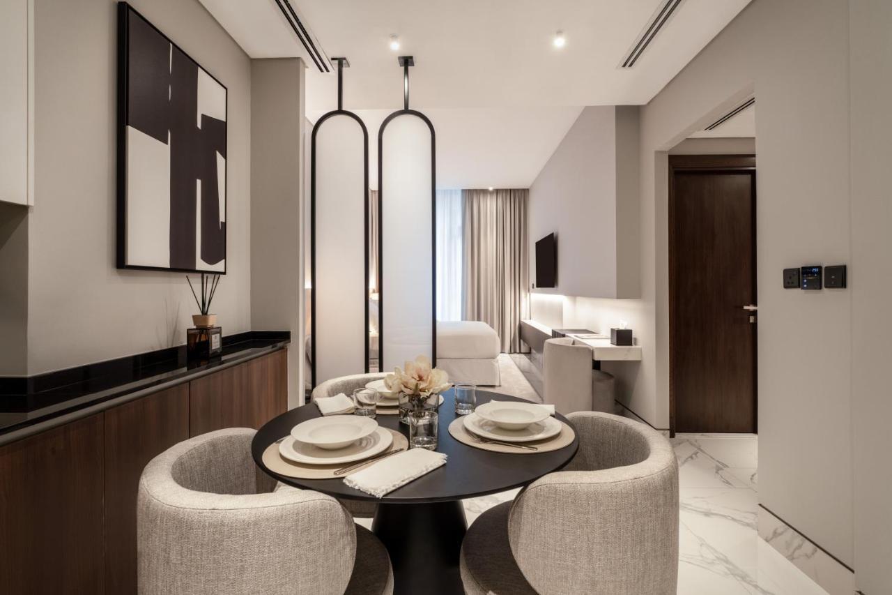 Lusso Hometels J One Business Bay Апарт-готель *