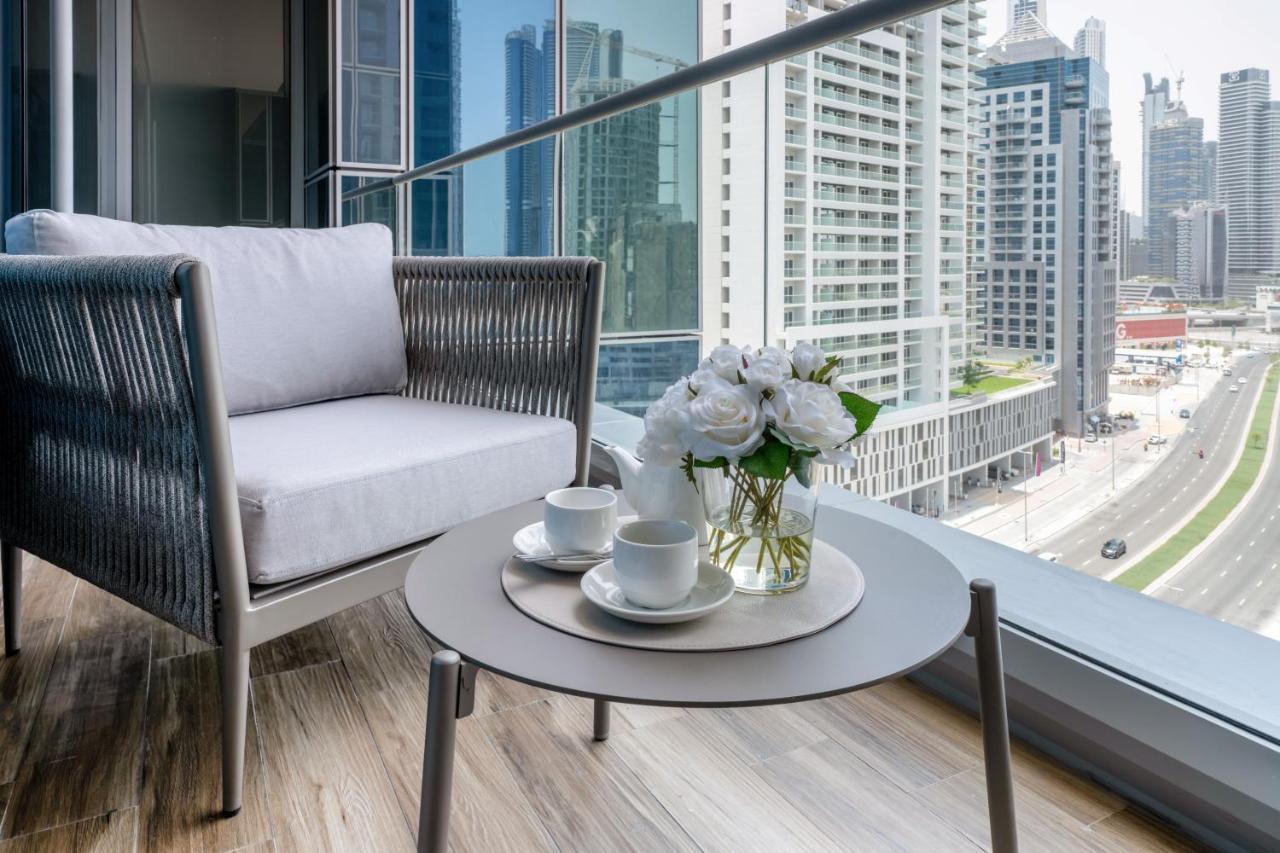 Lusso Hometels J One Business Bay Апарт-готель
